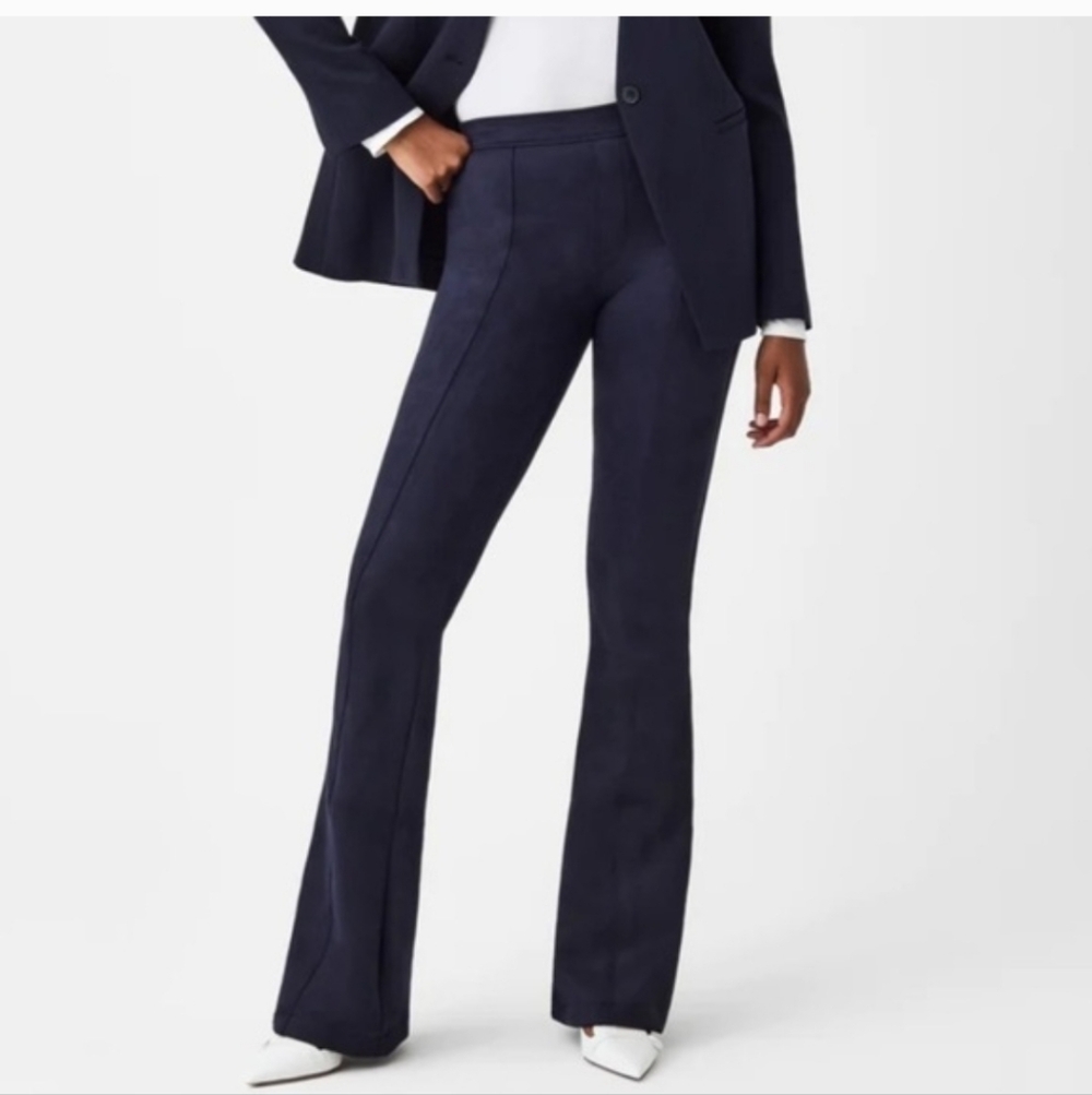 SPANX Faux Suede Flare Pants Classic Navy large‎ NWTs pull on
